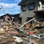 伊藤多喜雄とその仲間が，東日本大震災からの復興のため，被災地へ緊急物資を届けに行ってまいりました。今回は被災地訪問の第1回目です。